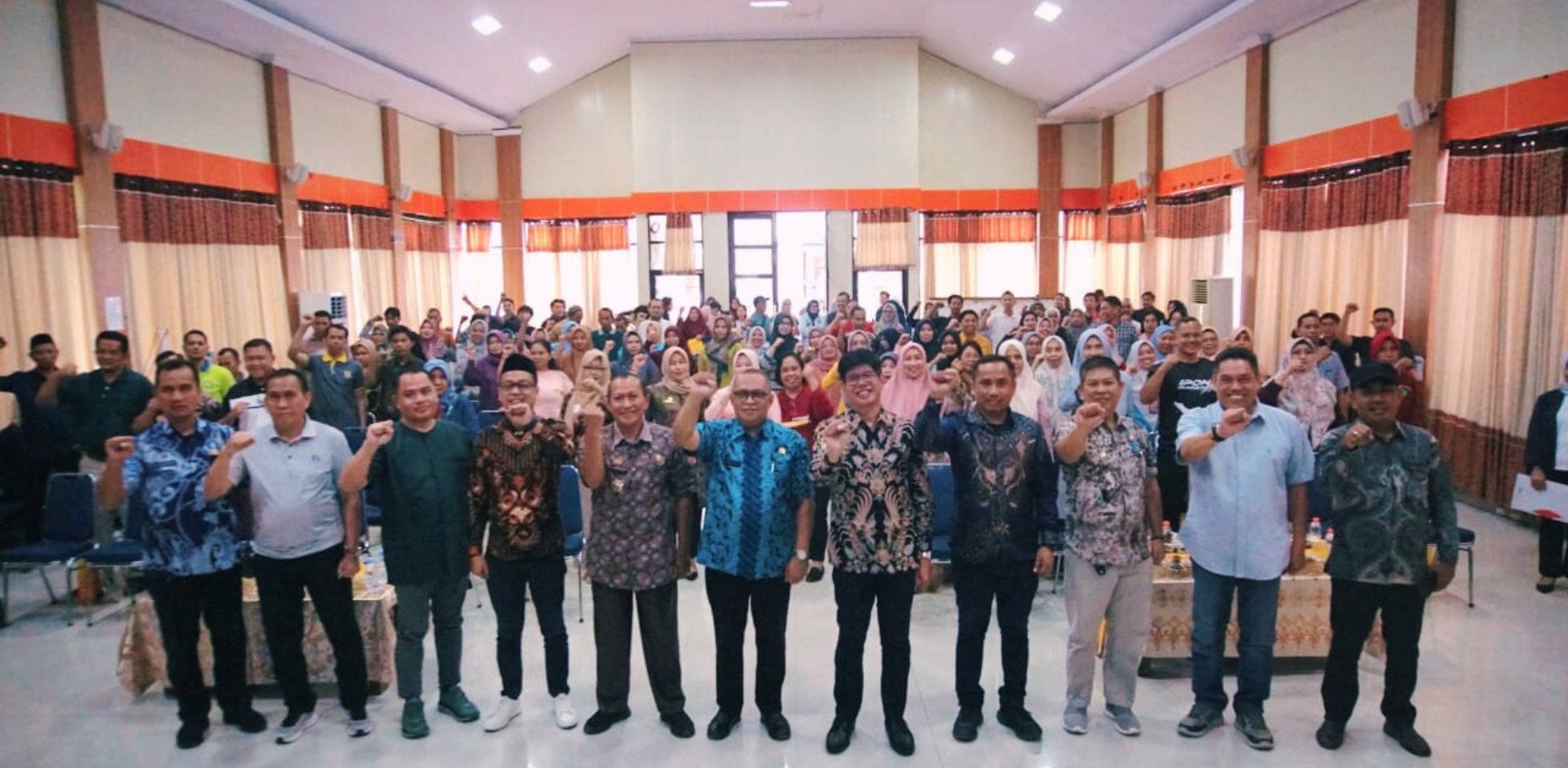 Foto Bersama ASN Pemkab Maros 1